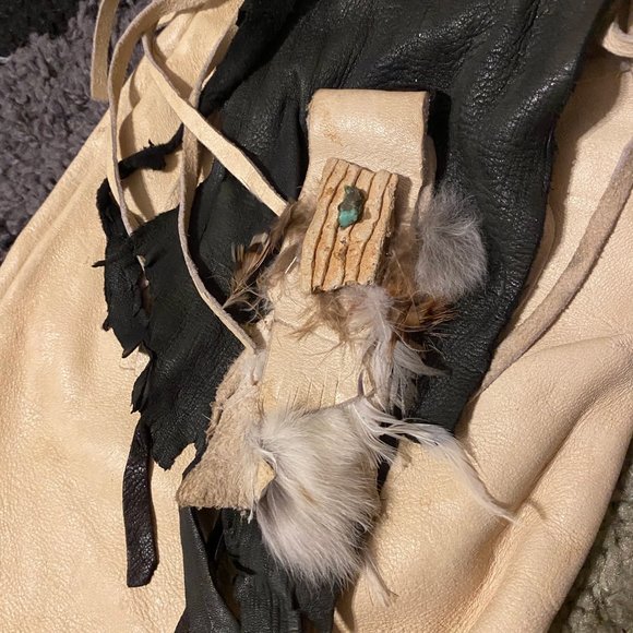 Vintage handmade LEATHER wine bag / purse fringe - Picture 3 of 5